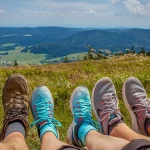 Evitar bolhas nos pés durante a trilha? Saiba como
