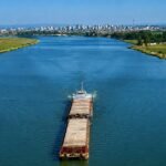 Plano de R$ 63 milhões para triplicar cargas na hidrovia do rio Paraguai acende alerta ambiental no Pantanal